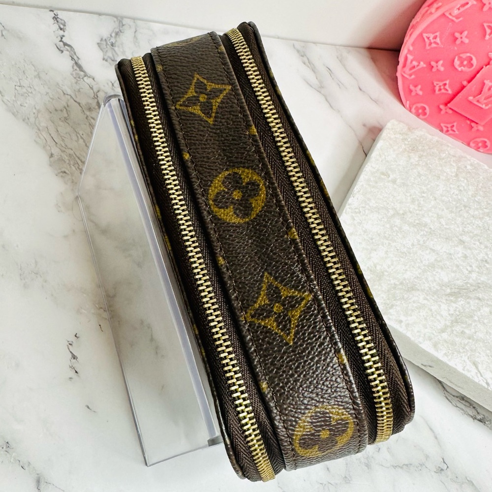 EUC Vintage Louis Vuitton Monogram Trousse Brush PM Cosmetic Pouch - Picture 11 of 17